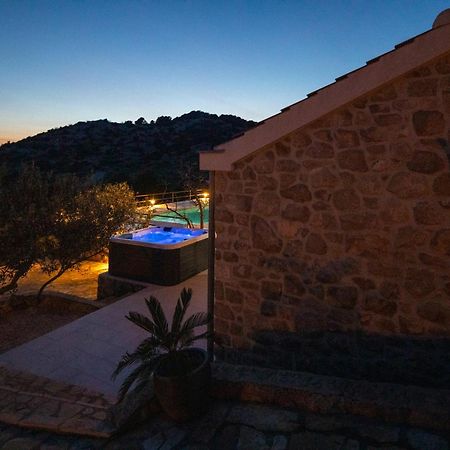 Holiday Home Svemir Drage Exterior photo