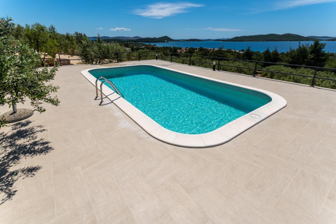Holiday Home Svemir Drage Exterior photo