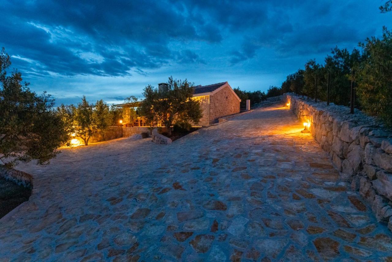 Holiday Home Svemir Drage Exterior photo
