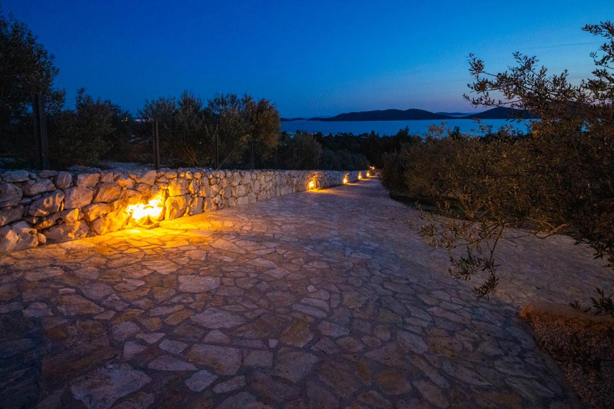 Holiday Home Svemir Drage Exterior photo